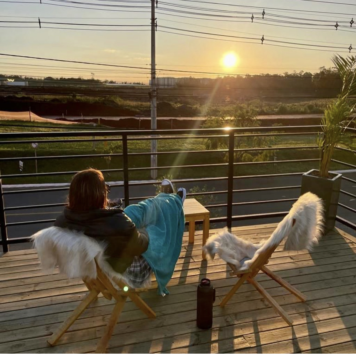 Garden & Containers celebra aniversário surpresa para Amanda Oliveira