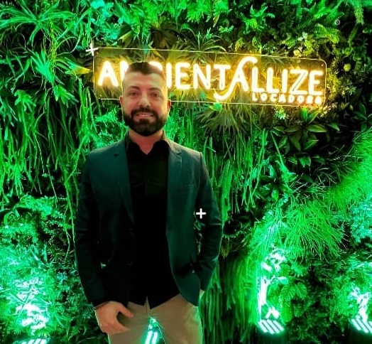 Embaixador Vinícius Dalla Lana