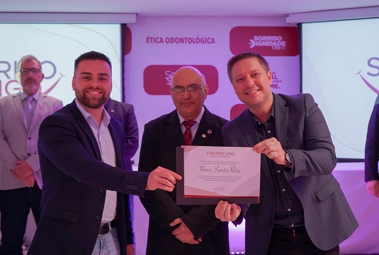 NOVA SANTA RITA RECEBE PRÊMIO SORRISO AMIGO