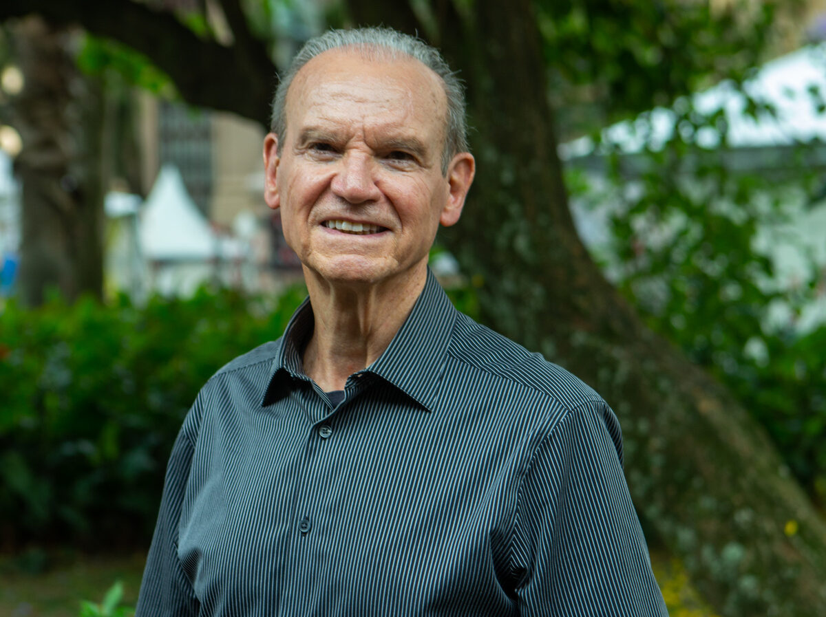 Alberto Dal Molin Filho lança livros “Quer ser meu pai? e “Como me senti quando você partiu”, na 69ª Feira do Livro de Porto Alegre