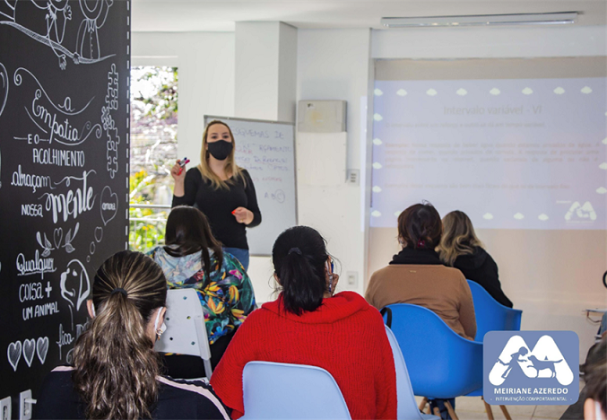 Conectar Vidas através do Conhecimento é o novo slogan do Instituto Meiriane Azeredo  