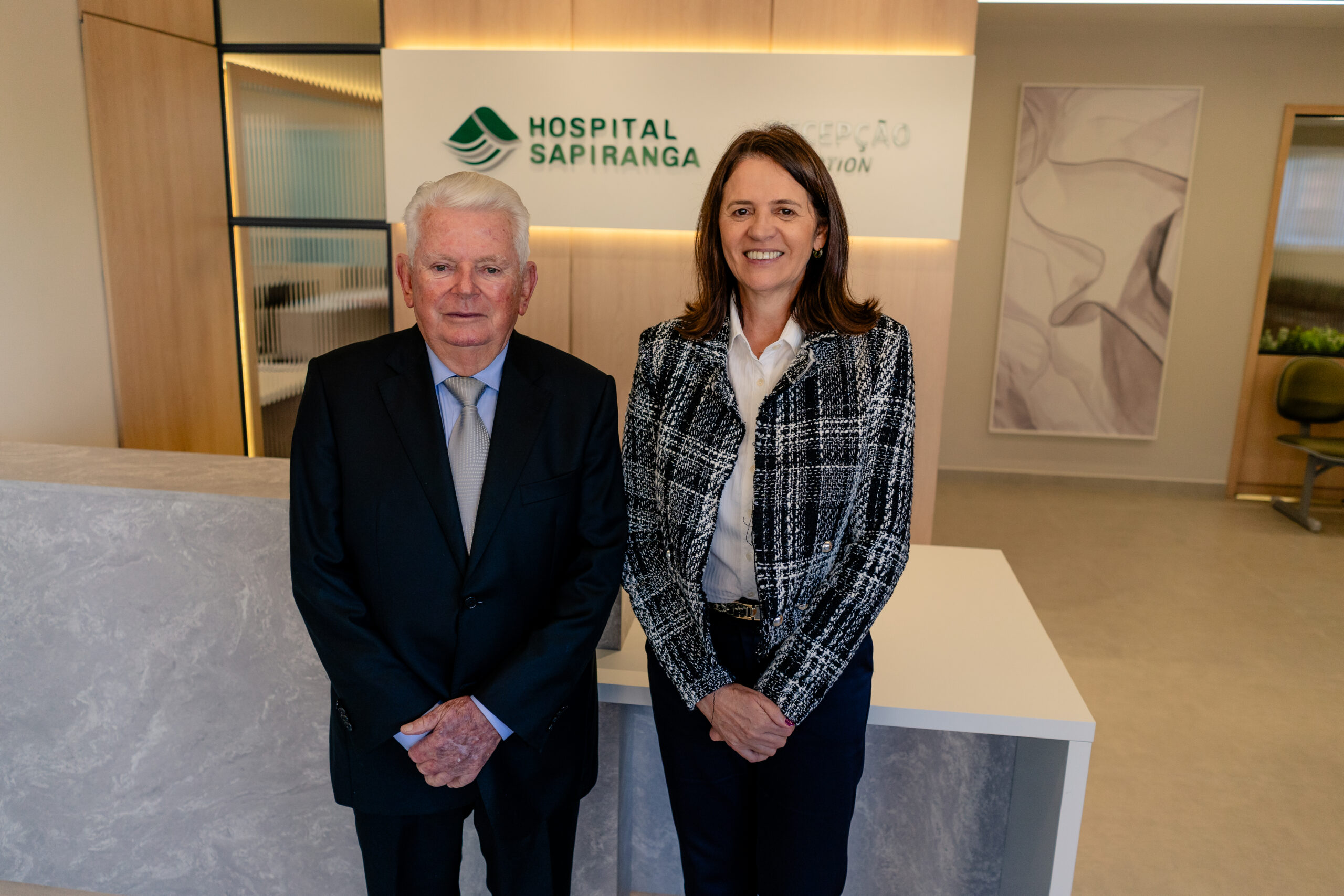 Hospital Sapiranga celebra 80 anos com jantar comemorativo e lançamento de livro