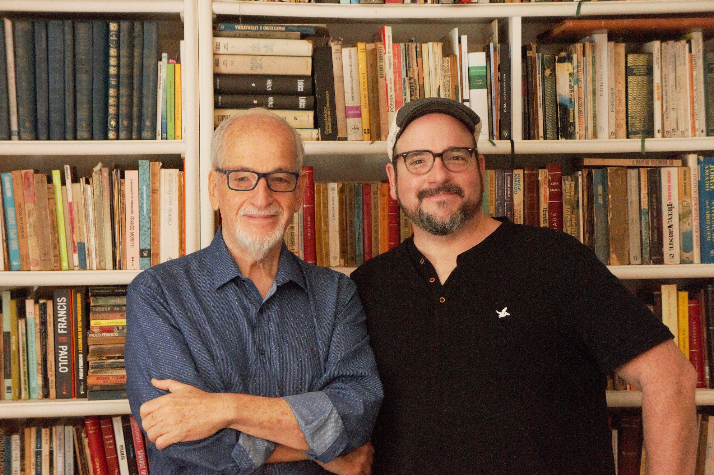 Machry recebe o professor e escritor Sergius Gonzaga para encontro “Literatura ao Vivo”