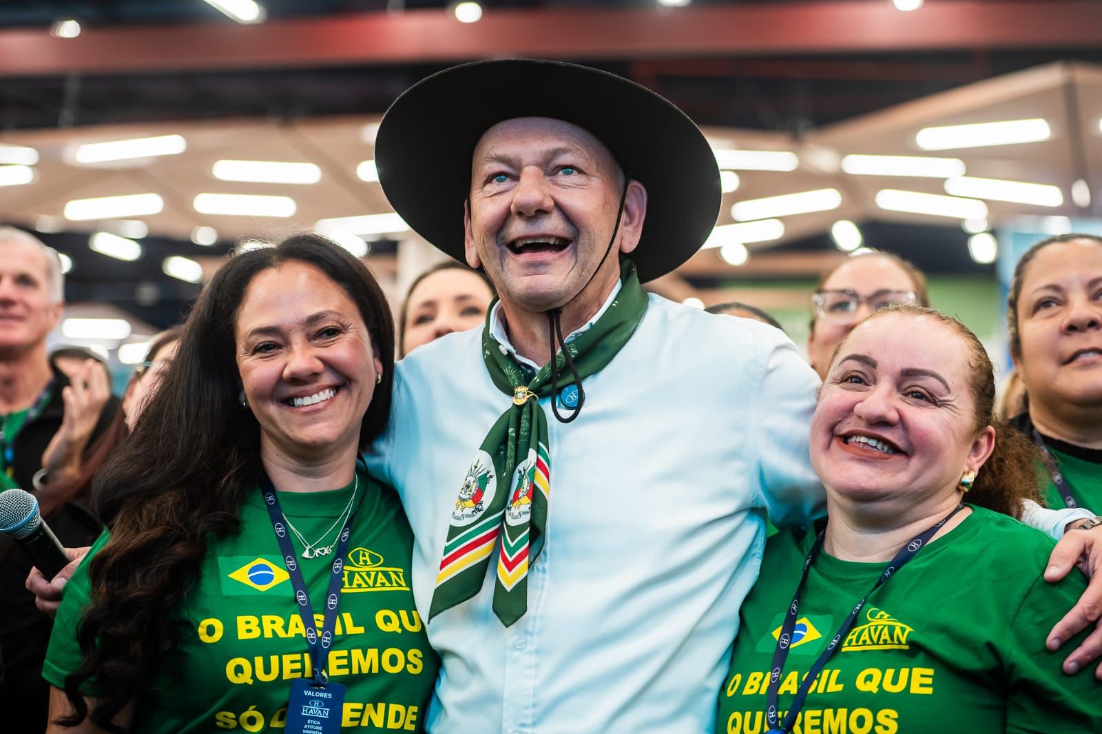 Havan inaugura nova megaloja em Canoas (RS)