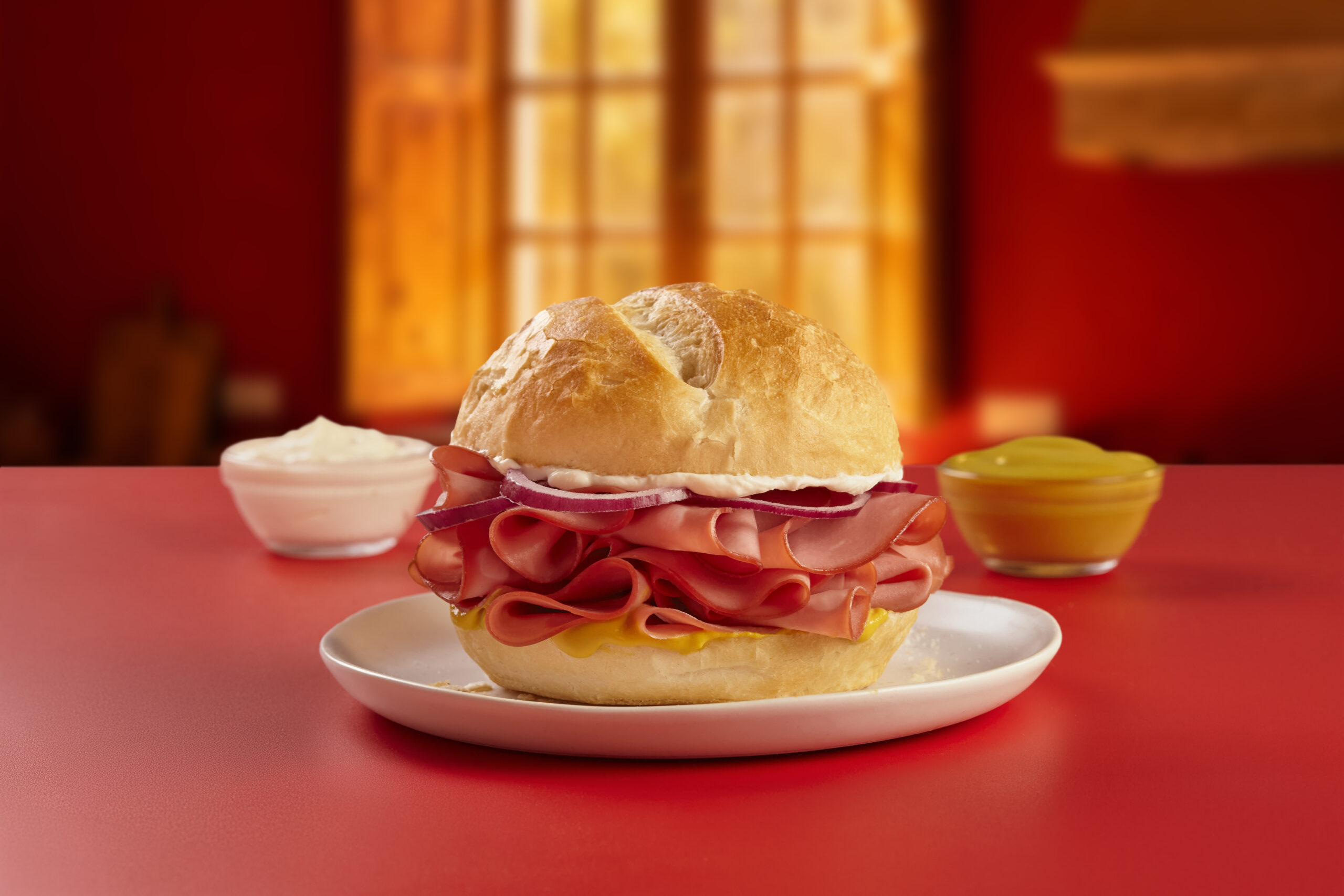 Mortadela Ouro Perdigão ensina receita exclusiva de sanduíche inspirada em Santana